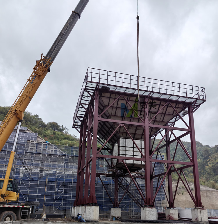 20W+50W气量黄磷尾气治理湿电除尘器现场安装实况二